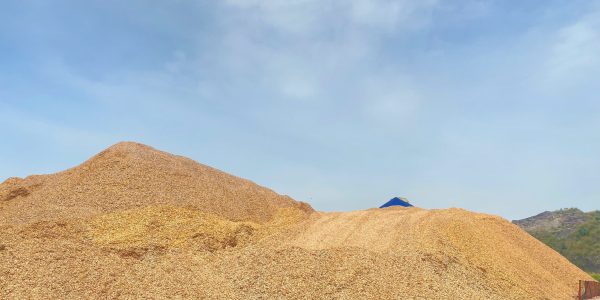 sân dăm Thăng Long 0813365556